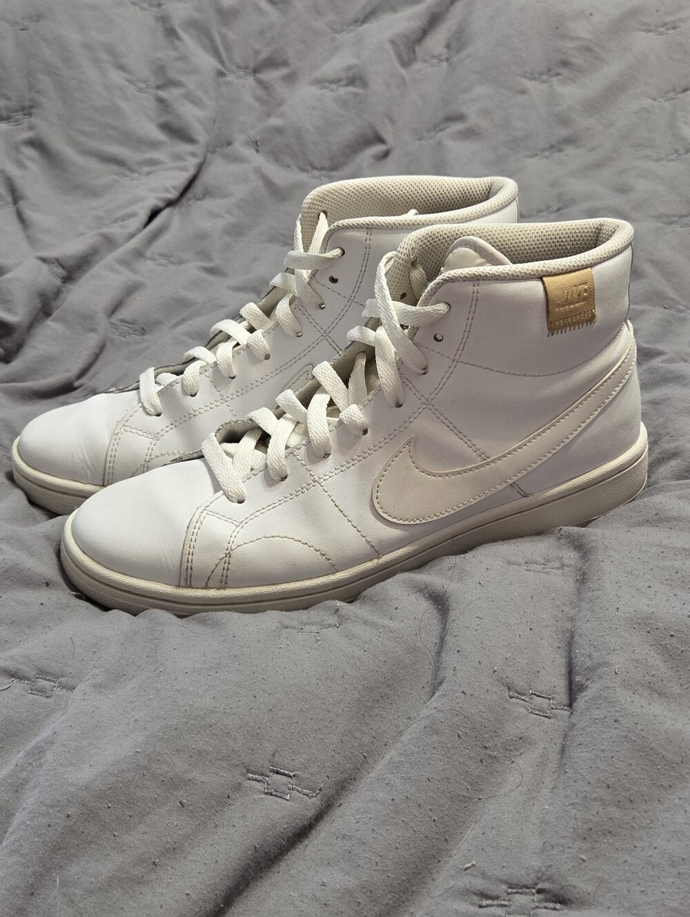 Nike Court Royale 2 Mid Triple White lace up sneakers size W 9 Casual Athletic